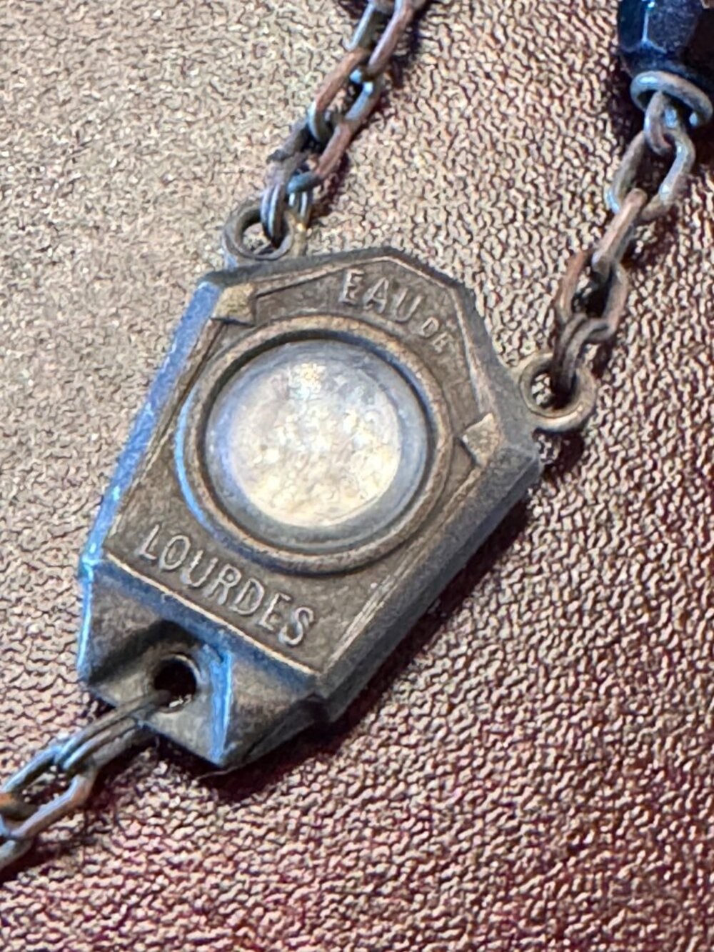 Vintage Lourdes Rosary EAU DE LOURDES Holy Water Relic Black Faceted Glass Beads - Picture 7 of 8